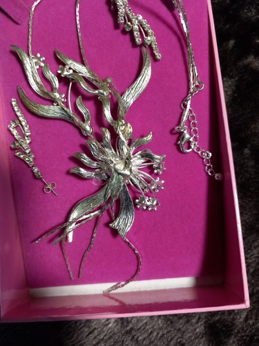 Necklace and earrings set - and,