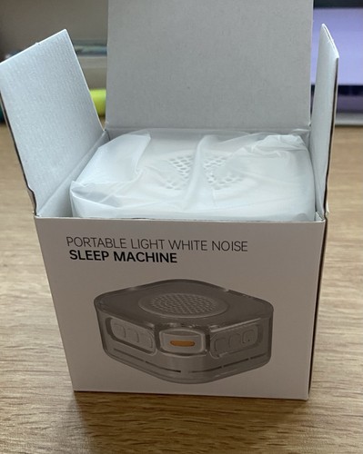 White noise small - white,