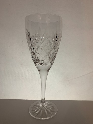 Elizabeth royal doulton - 1,