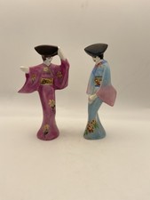 Japanese figurines a pair of