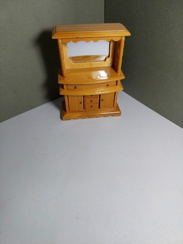 Dolls house 12th 1 16th - 1/12th, or