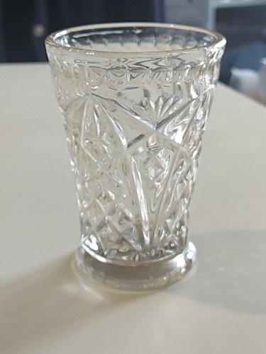 Pretty vintage clear glass - pretty,
