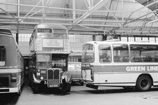 BUS NEGATIVE: LONDON COUNTRY