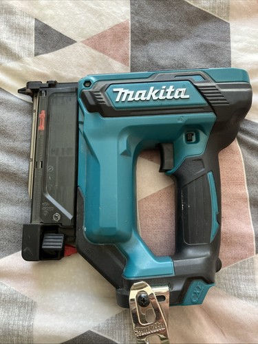 Makita nailer cordless 12v - makita,