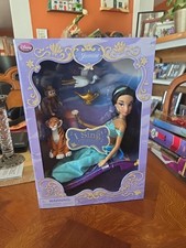 Disney Store Aladdin Jasmine Deluxe Feature Singing Doll Set