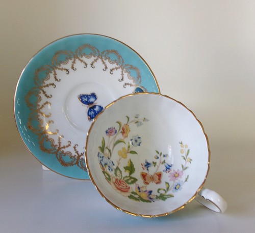 Aynsley pembroke butterfly cup - pembroke,