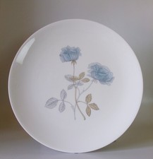 WEDGWOOD ICE ROSE 270mm DINNER