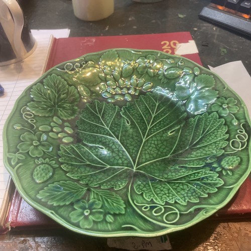 Cabbage leaf plate vintage - leaf,
