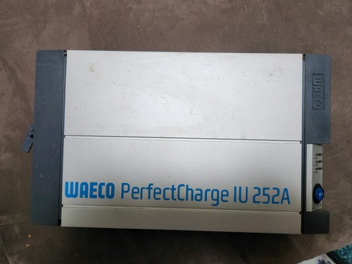 Waeco perfectcharge 252a - iu,