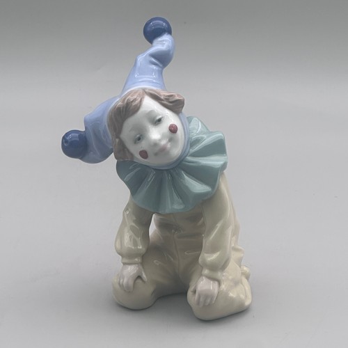 Nao lladro joy - by, 1067