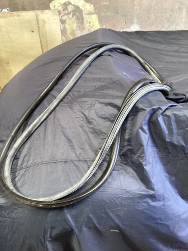 Side window seal vw - seal,, 68-79.