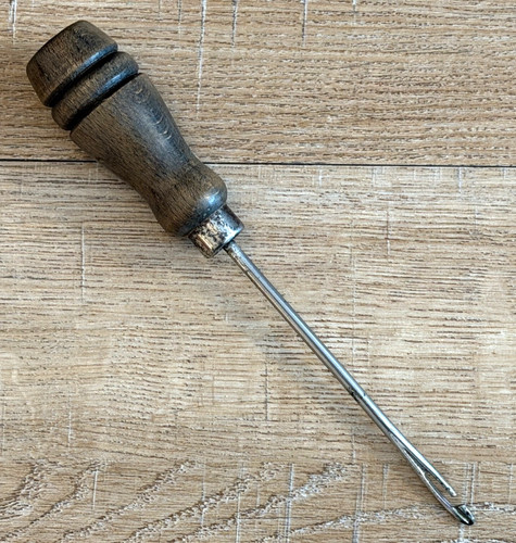 Vintage rug hook latch - vintage,