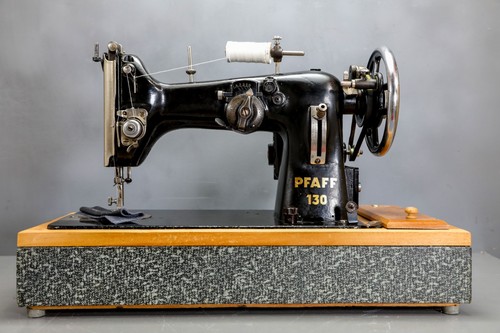 Serviced pfaff 130 heavy - serviced,