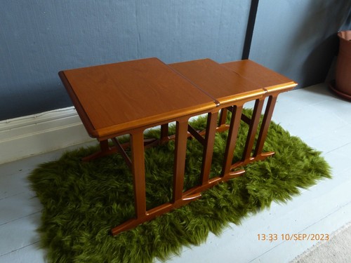 Stag nest tables teak side - nest,