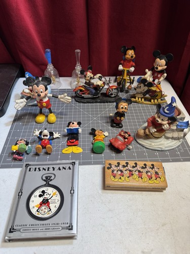 Large lot vintage - of, mickey