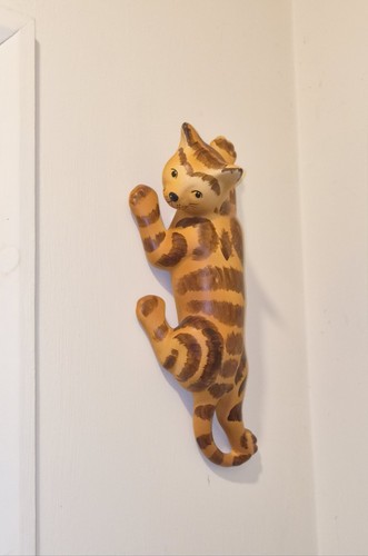 Devon ceramics handpainted cat - devon,