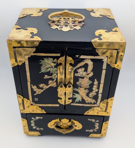 Vintage chinese lacquer - vintage,