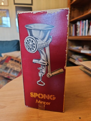 Vintage spong mincer - vintage,