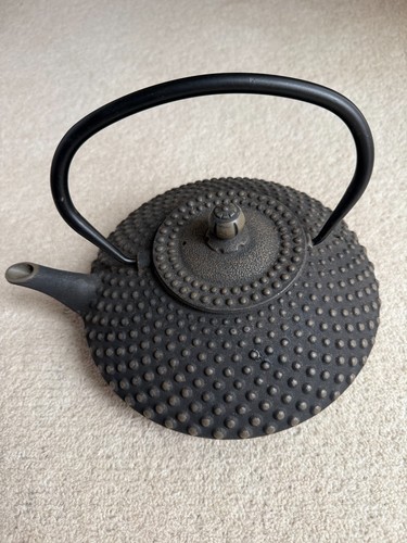 Japanese black cast iron - cast,