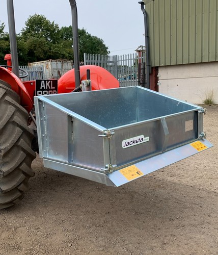 Tractor mounted transport - mounted, box