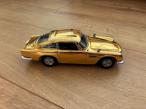 Danbury mint james bond 007 - danbury,