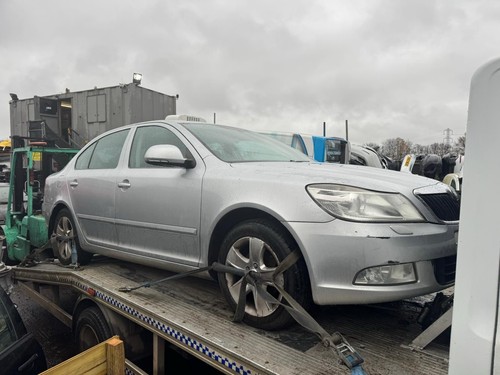 Skoda octavia 2012 tdi silver - octavia,