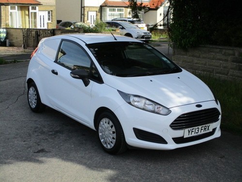 Ford fiesta van - van, (2013)