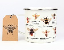Bee mug enamel present - gr,