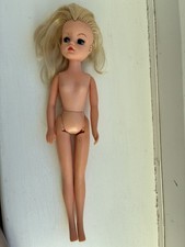 Sindy Vintage 1970d doll. 033055x