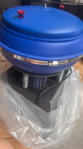 Vibratory tumbler bowl - bowl, for