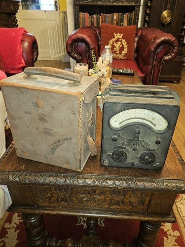 Vintage universal avometer - vintage,