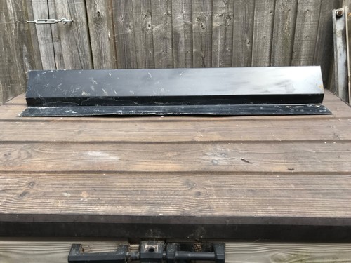Catnic cavity wall lintel