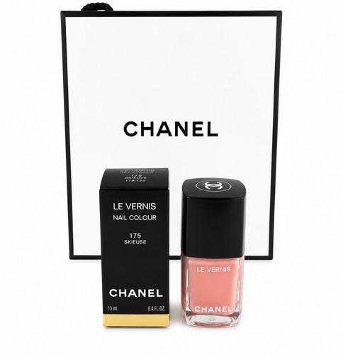 Chanel vernis nail colour - chanel,