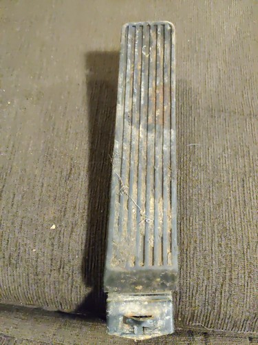 Mercedes w123 throttle - mercedes,