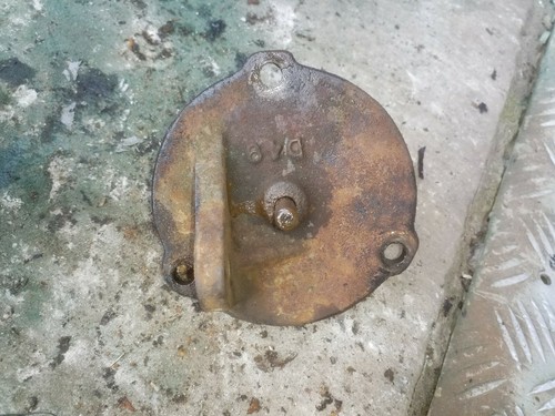 Lister govenor end - cap, and