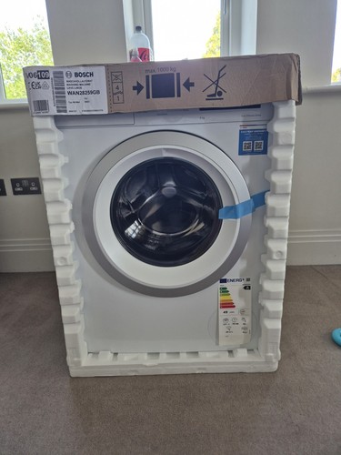 Brand new bosch wan28259gb - brand,