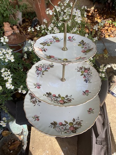 This old foley porcelain - this, is