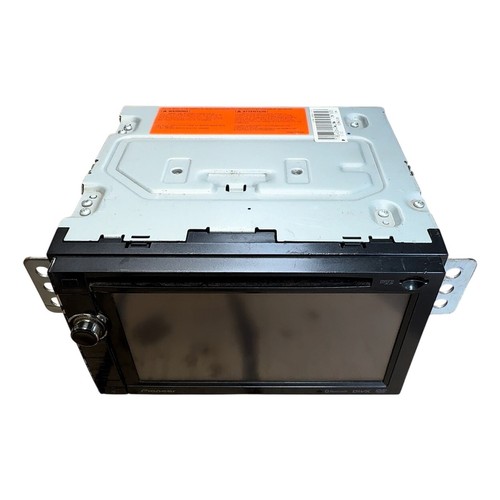 Isuzu max sat nav display - isuzu, d-max