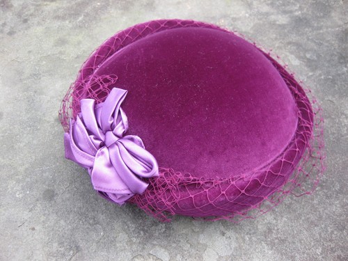 Vintage kangol ladies hat - vintage,