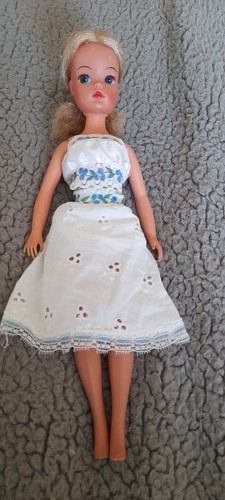 Vintage pedigree sindy doll - pedigree,