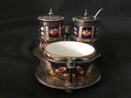Good antique davenport - good,