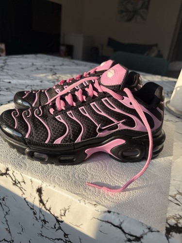 Selling these black - and, pink