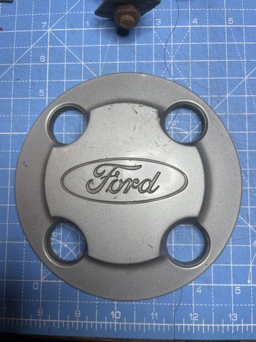 Ford centre caps hubcaps - x,