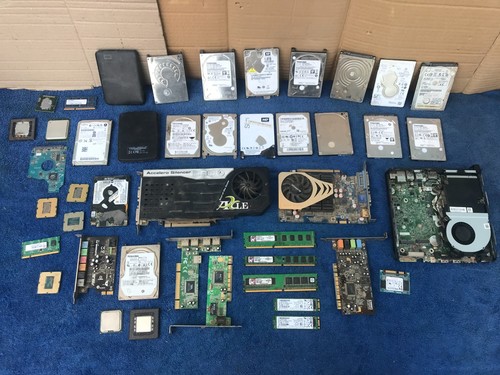Huge sale laptop scrap - huge,