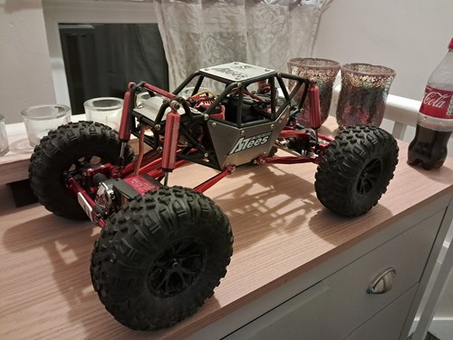 Made crawler 10 - g, r