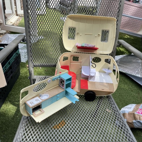 Sylvanian families caravan b45 - sylvanian, caravan.b45