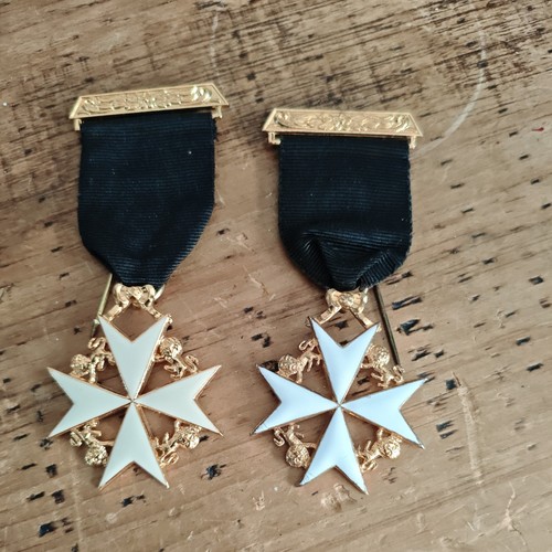 Pair masonic knight malta - masonic,
