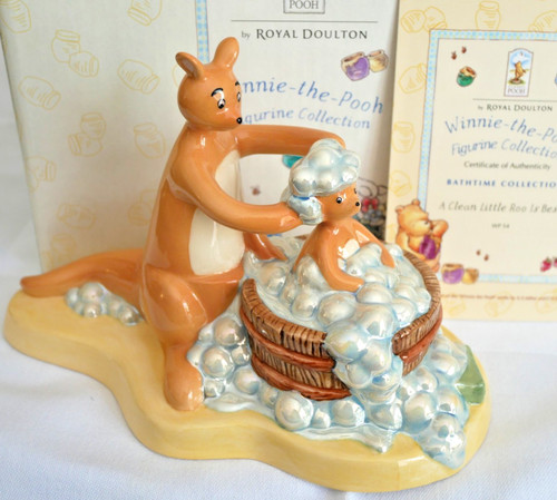 Royal doulton winnie the pooh - winnie,