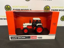 UNIVERSAL HOBBIES 6753 1:32