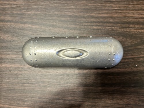 Vintage oakley aluminum - vintage, case